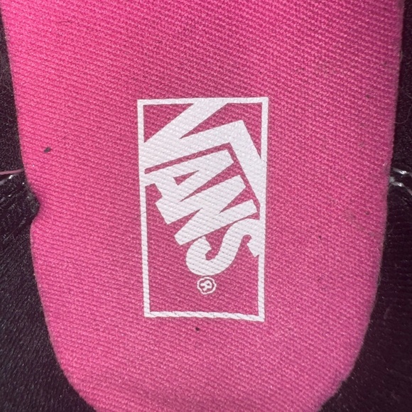 Vans Off the Wall womens Classic Checkered Rainbow Skate Shoes missy size 6 - Picture 9 of 9